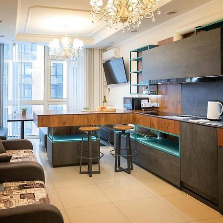 Sun Apartments Kyiv Exterior photo