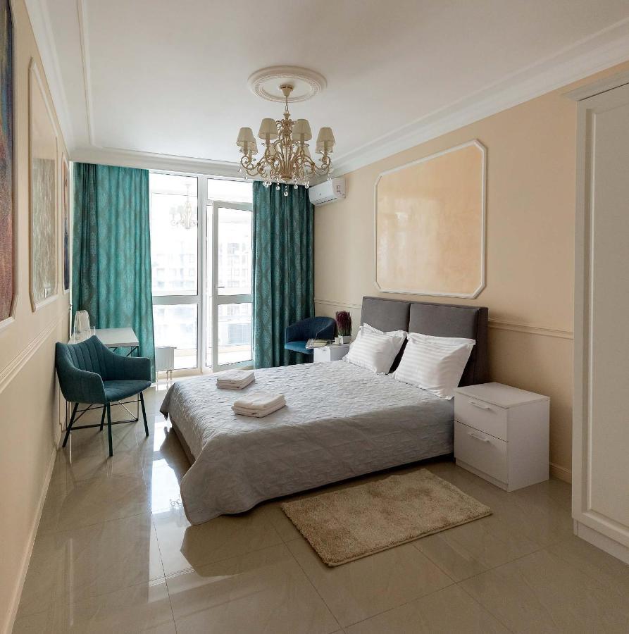 Sun Apartments Kyiv Exterior photo